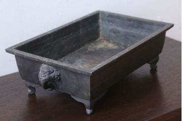 アンティーク雑貨　古民具・骨董　銅(真鍮)製の古い象耳水盤(水盆)