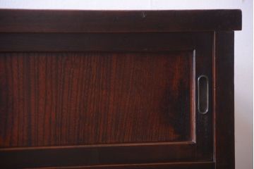 アンティーク家具　和製アンティーク　古い木製の組子引き戸茶箪笥(収納棚)