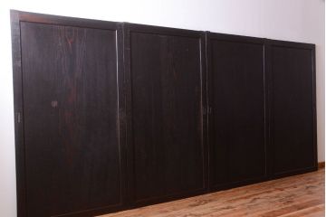 古民具・骨董　古い木味のアンティーク板戸4枚セット