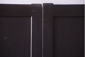 古民具・骨董　古い木味のアンティーク板戸4枚セット