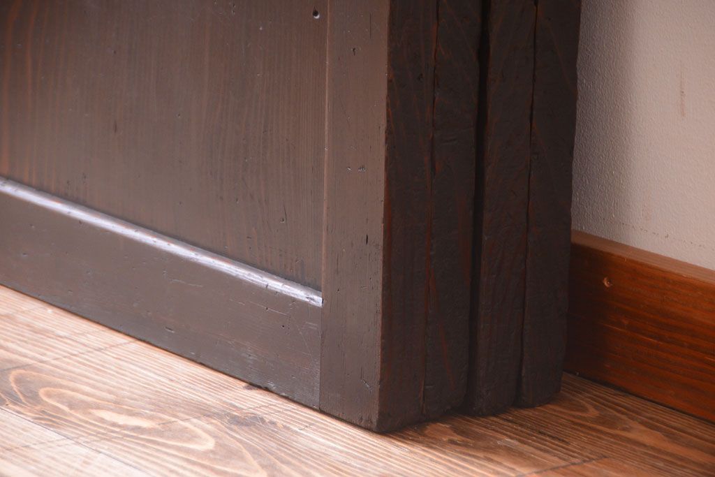 古民具・骨董　古い木味のアンティーク板戸4枚セット