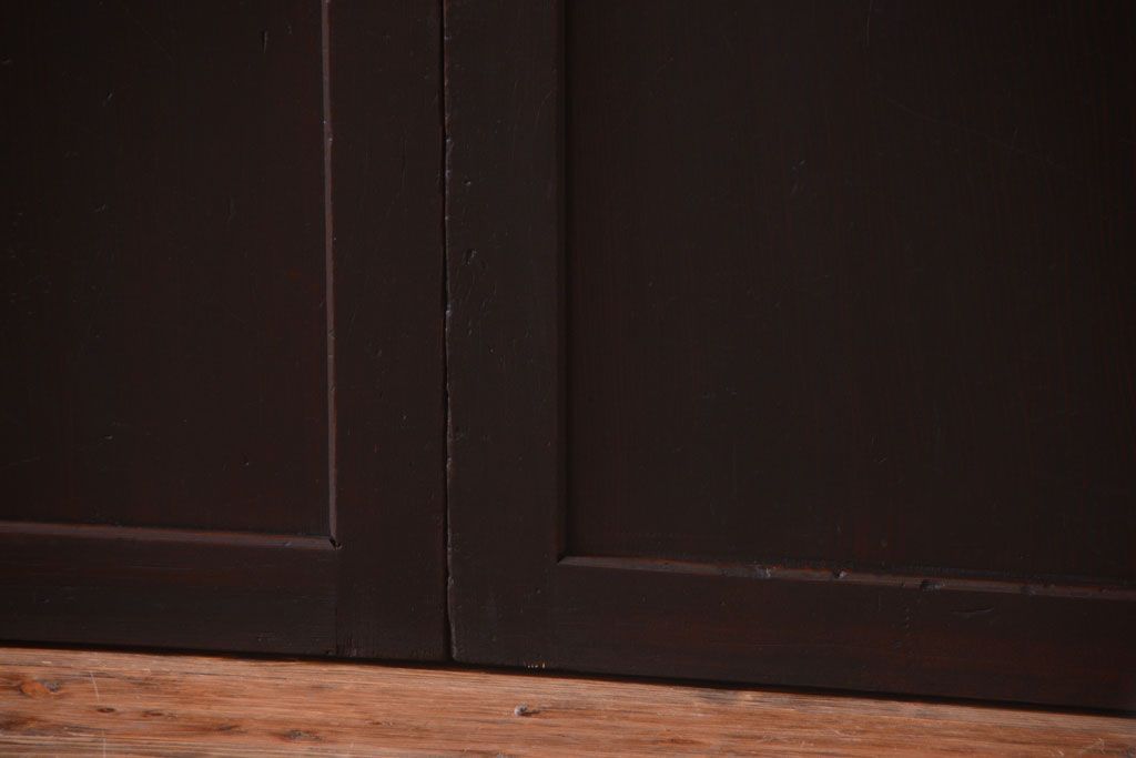 古民具・骨董　古い木味のアンティーク板戸4枚セット