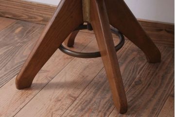 レトロ家具　和製アンティーク　古い木のレトロな回転椅子(ドクターチェア)