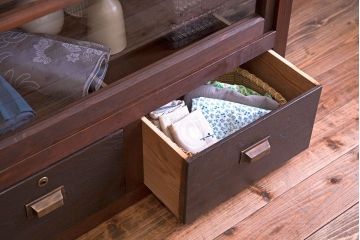 アンティーク家具　和製アンティークの二段重ね収納棚(2)