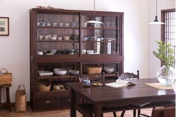 アンティーク家具　和製アンティークの二段重ね収納棚(2)