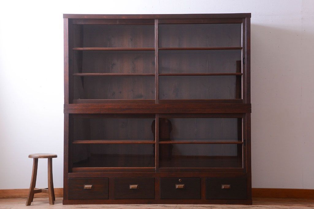 アンティーク家具　和製アンティークの二段重ね収納棚(2)