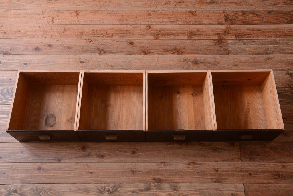 アンティーク家具　和製アンティークの二段重ね収納棚(2)