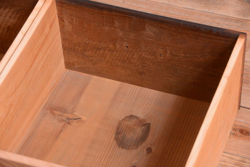 アンティーク家具　和製アンティークの二段重ね収納棚(2)