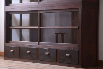 アンティーク家具　和製アンティークの二段重ね収納棚(2)