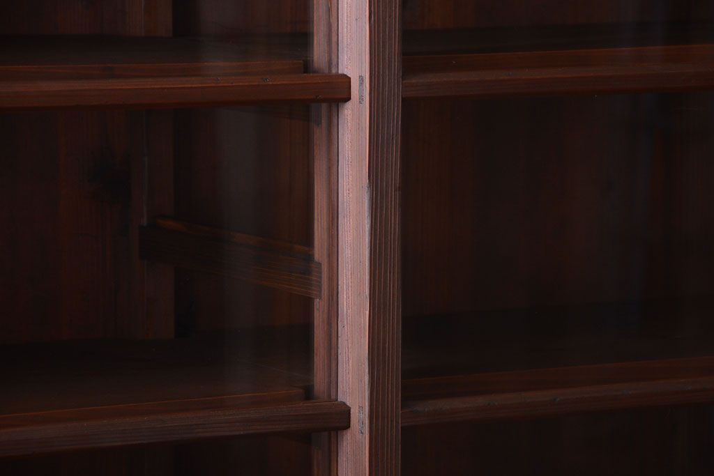 アンティーク家具　和製アンティークの二段重ね収納棚(2)