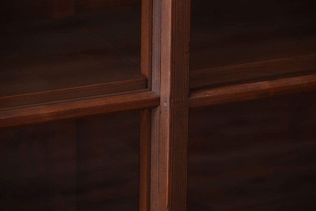 アンティーク家具　和製アンティークの二段重ね収納棚(2)