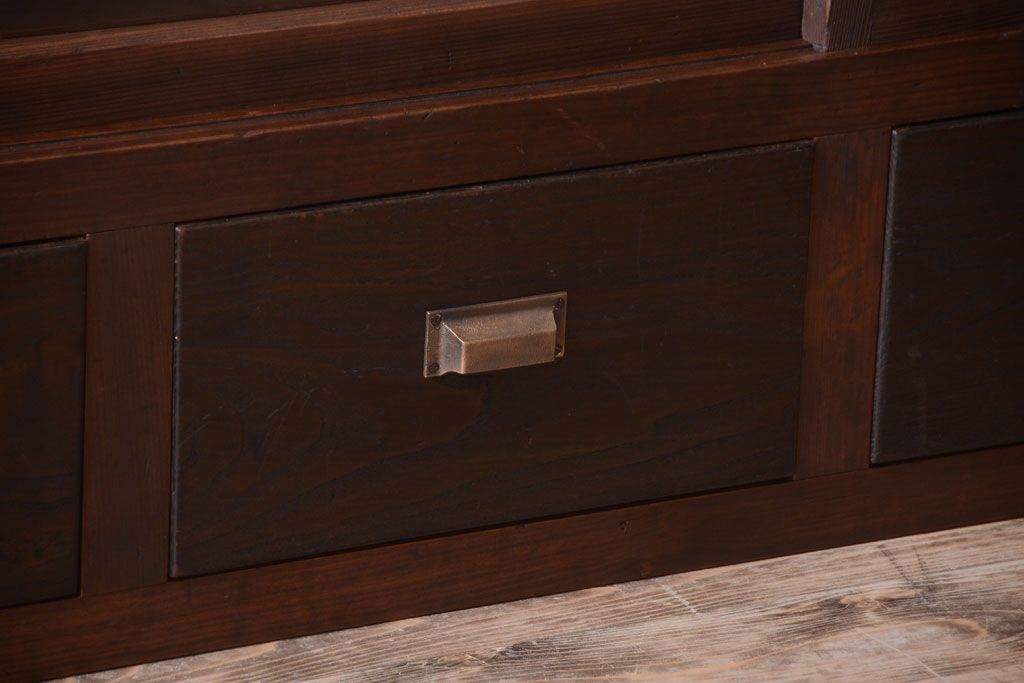 アンティーク家具　和製アンティークの二段重ね収納棚(2)