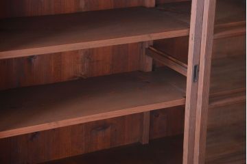 アンティーク家具　和製アンティークの二段重ね収納棚(2)