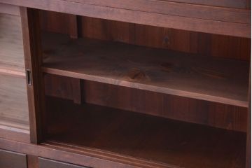 アンティーク家具　和製アンティークの二段重ね収納棚(2)