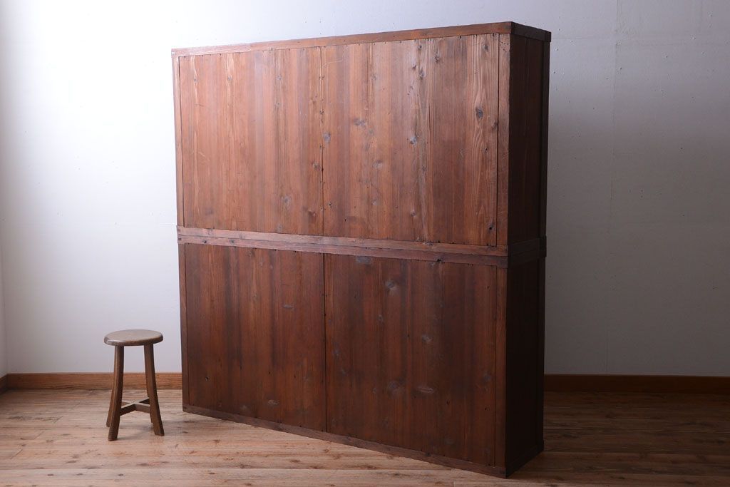 アンティーク家具　和製アンティークの二段重ね収納棚(2)