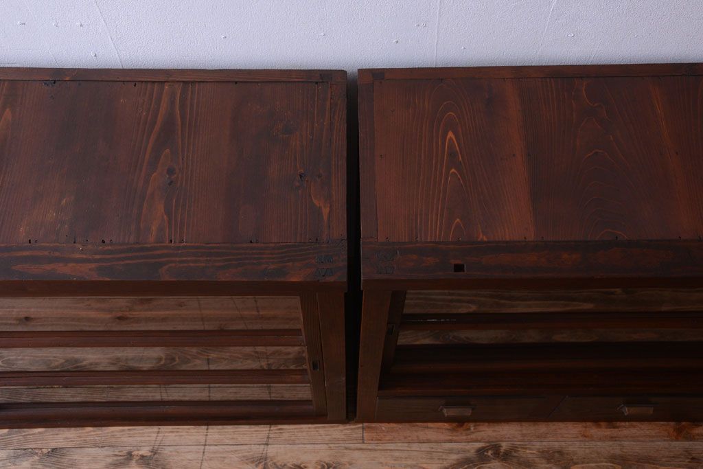 アンティーク家具　和製アンティークの二段重ね収納棚(2)