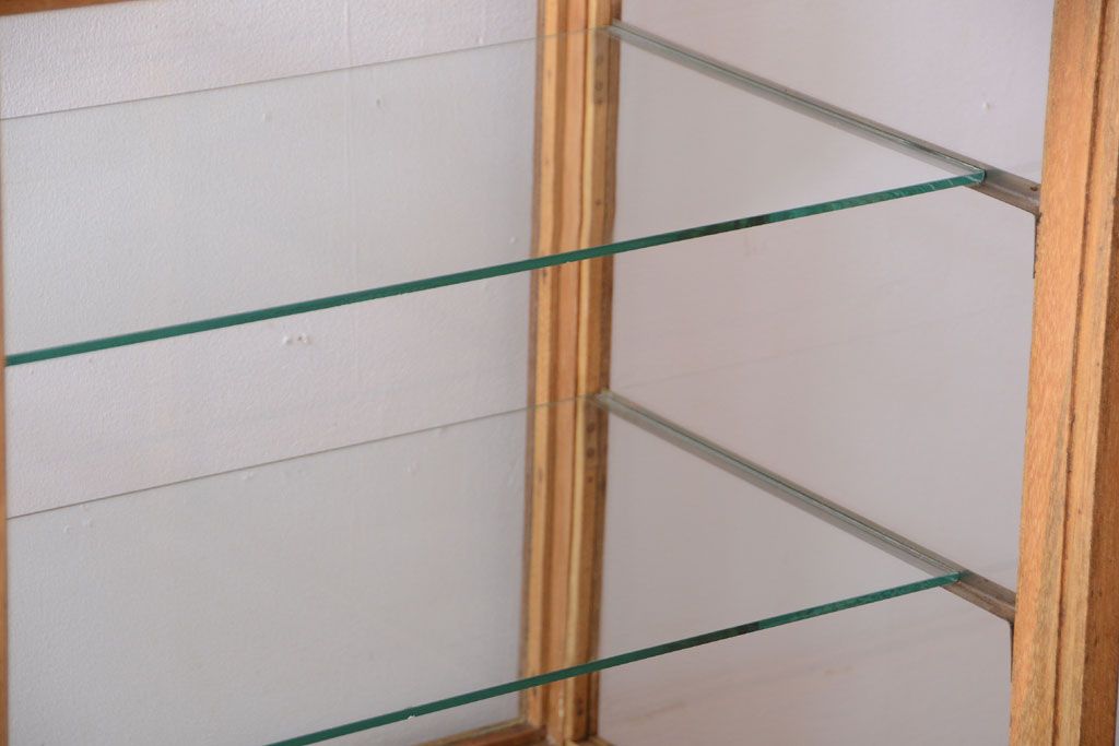 レトロ家具　昭和レトロ　古い木製のシンプルなアンティークガラスケース(ショーケース)(3)