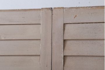 アンティーク　ルーバー風デザインがおしゃれな引き戸2枚セット(雨戸)(1)