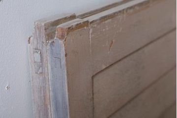 アンティーク　ルーバー風デザインがおしゃれな引き戸2枚セット(雨戸)(1)