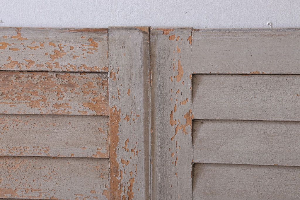 アンティーク　ルーバー風デザインがおしゃれな引き戸4枚セット(雨戸)