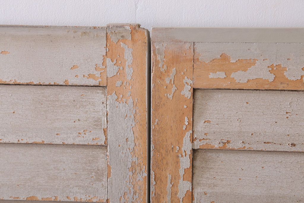 アンティーク　ルーバー風デザインがおしゃれな引き戸4枚セット(雨戸)