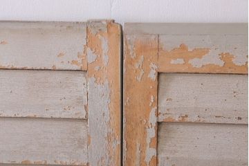 アンティーク　ルーバー風デザインがおしゃれな引き戸4枚セット(雨戸)