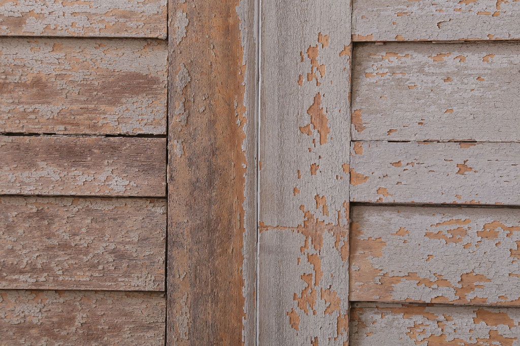 アンティーク　ルーバー風デザインがおしゃれな引き戸4枚セット(雨戸)