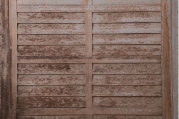 アンティーク　ルーバー風デザインがおしゃれな引き戸4枚セット(雨戸)