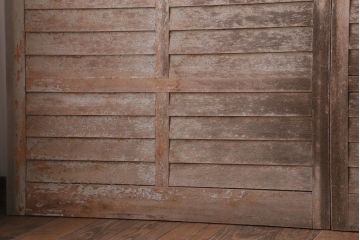 アンティーク　ルーバー風デザインがおしゃれな引き戸4枚セット(雨戸)