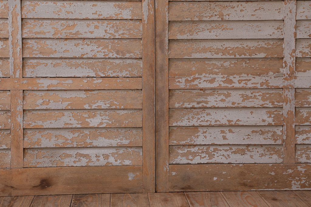 アンティーク　ルーバー風デザインがおしゃれな引き戸4枚セット(雨戸)