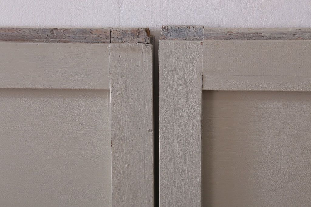 アンティーク　ルーバー風デザインがおしゃれな引き戸4枚セット(雨戸)