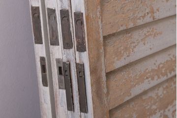 アンティーク　ルーバー風デザインがおしゃれな引き戸4枚セット(雨戸)