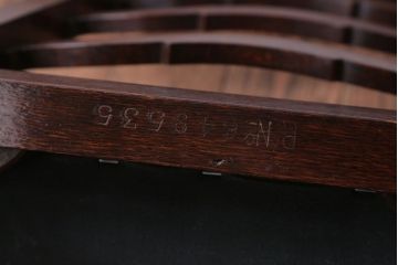 アンティーク家具　イギリスアンティーク　オーク材の優雅なツイストレッグダイニングチェア(2)