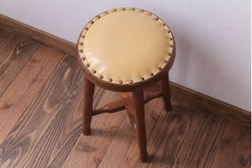 レトロ家具　アンティーク　本革座面のレトロなスツール