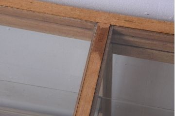アンティーク家具　アンティーク　古い木製のシンプルなガラスケース(ショーケース)(1)