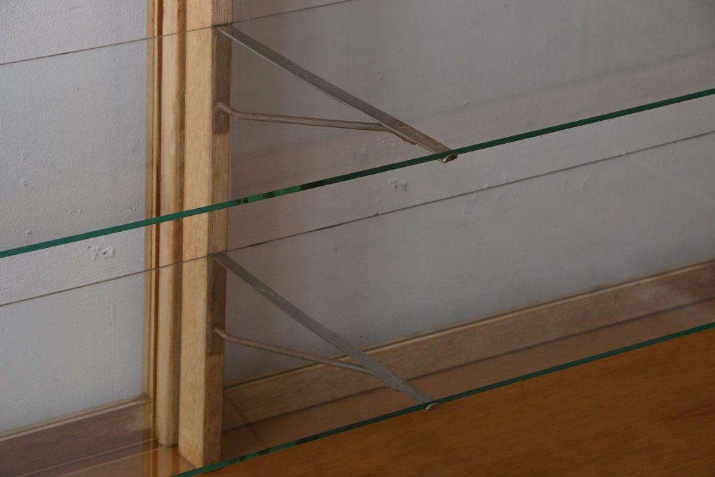 アンティーク家具　アンティーク　古い木製のシンプルなガラスケース(ショーケース)(1)