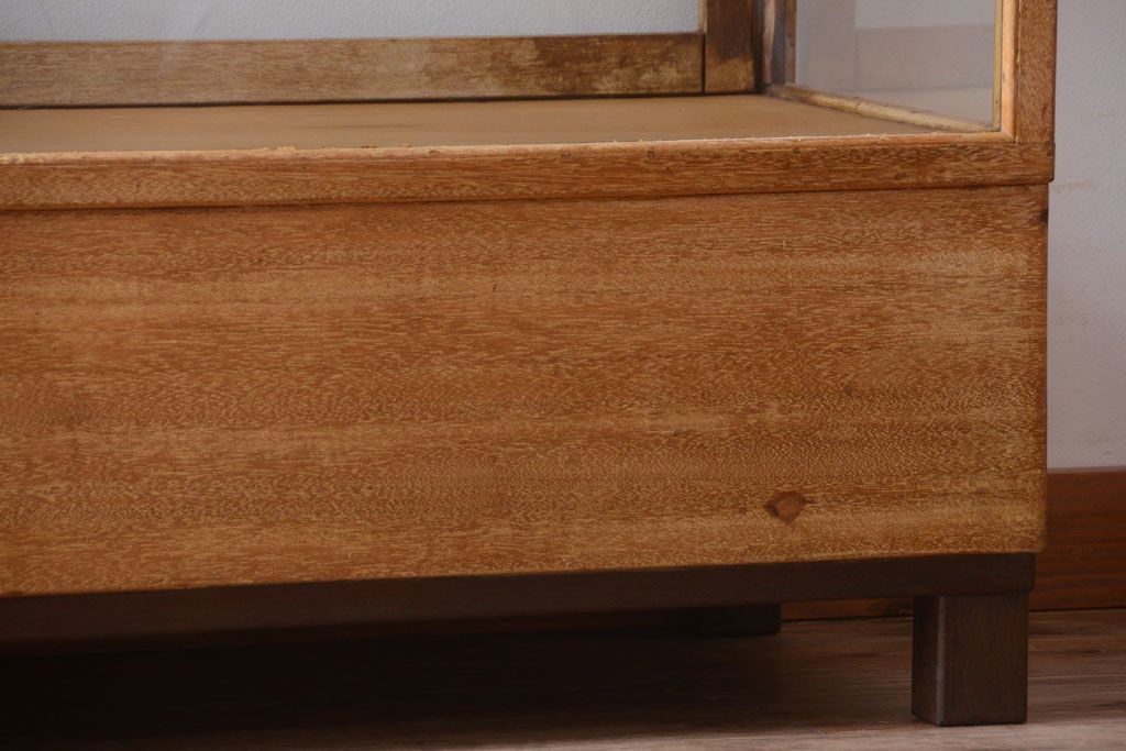 アンティーク家具　アンティーク　古い木製のシンプルなガラスケース(ショーケース)(1)