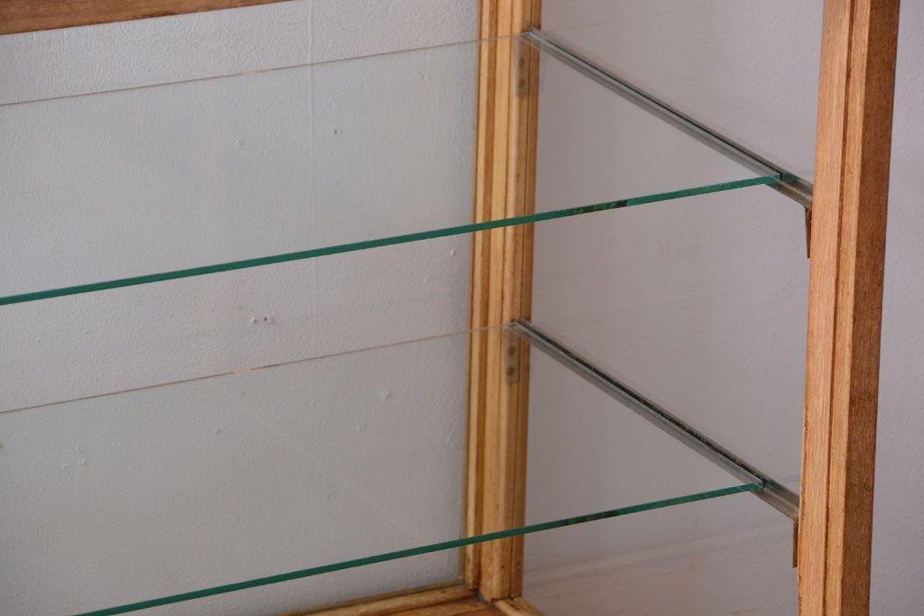 アンティーク家具　アンティーク　古い木製のシンプルなガラスケース(ショーケース)(1)