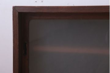 レトロ家具　昭和レトロ　すりガラス入り!古い木製のアンティークローボード
