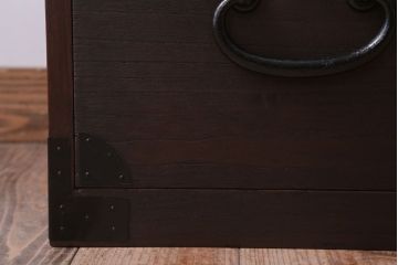 アンティーク家具　古民具・骨董　シンプルな丸金具の時代箪笥ローボード(1)