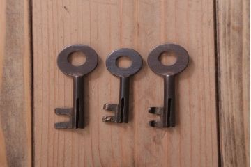 アンティーク家具　古民具・骨董　明治〜大正期　前面栗材!二段重ねのアンティーク米沢箪笥(2)