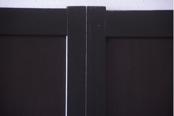 古民具・骨董　明治期　古い木味のアンティーク帯戸4枚セット(2)