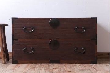 アンティーク家具　和製アンティーク　上手物　シンプルな丸金具の総桐箪笥ローボード(衣装箪笥・時代箪笥、桐たんす)(1)