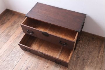 アンティーク家具　和製アンティーク　上手物　シンプルな丸金具の総桐箪笥ローボード(衣装箪笥・時代箪笥、桐たんす)(1)