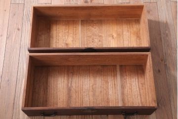 アンティーク家具　和製アンティーク　上手物　シンプルな丸金具の総桐箪笥ローボード(衣装箪笥・時代箪笥、桐たんす)(1)