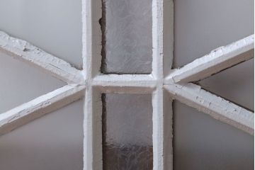 アンティーク　すり・結霜ガラス入り!ペイント明り取り