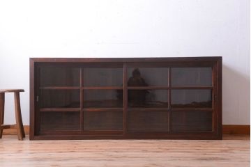 アンティーク家具　古民具・骨董　和製アンティークの引き戸ローボード(収納棚)