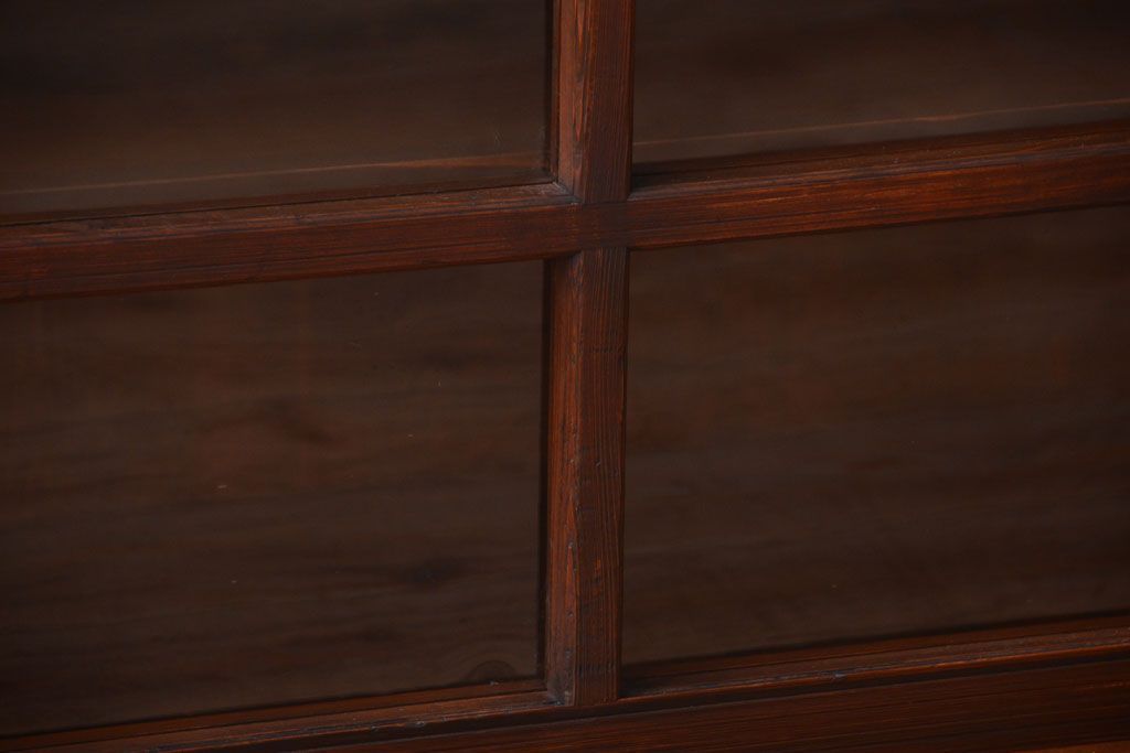 アンティーク家具　古民具・骨董　和製アンティークの引き戸ローボード(収納棚)