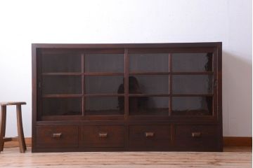 アンティーク家具　古民具・骨董　引き出し4杯付き!和製アンティークの引き戸ローボード(収納棚)