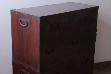 アンティーク家具　古民具・骨董　明治期　前面欅材の二段重ね庄内箪笥(衣装箪笥)